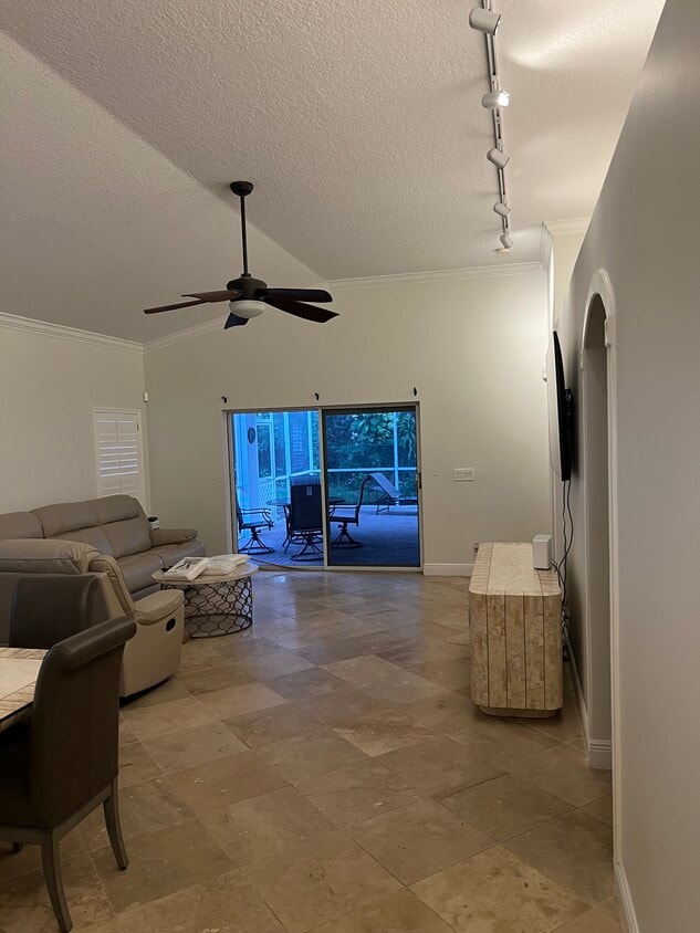 8063 Via Hacienda, Riviera Beach, FL 33418 House Rental in Riviera