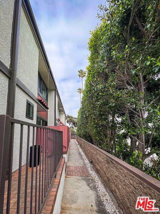 Foto principal - 922 Lincoln Blvd