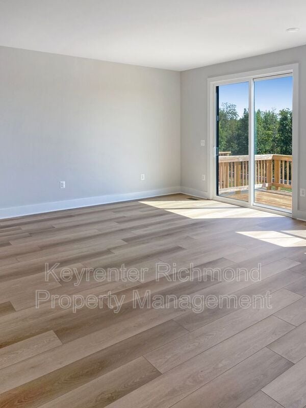 Foto del edificio - 509 Munson Woods Walk