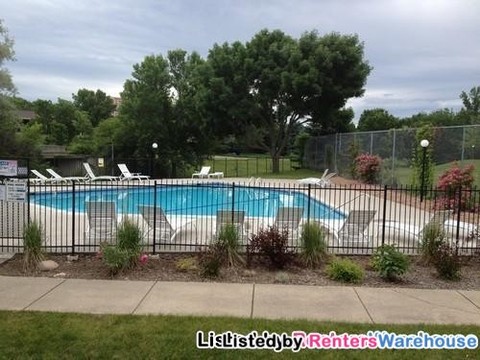Building Photo - 5607 Green Circle Dr