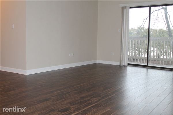 Building Photo - 1700 Wedgewood Dr