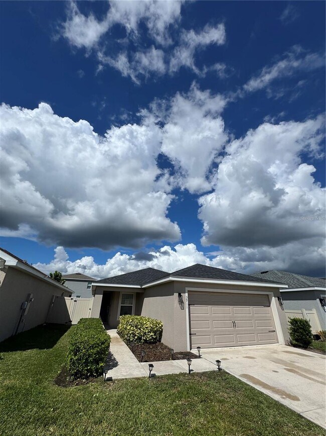 Building Photo - 3911 Palazzo Pl