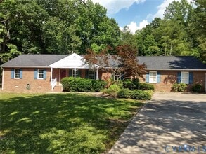 Building Photo - 9192 Blakewood Dr