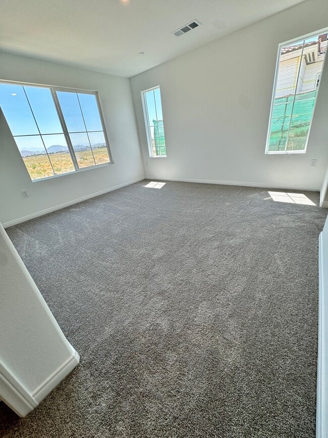 Building Photo - 1313 Yeager Ave