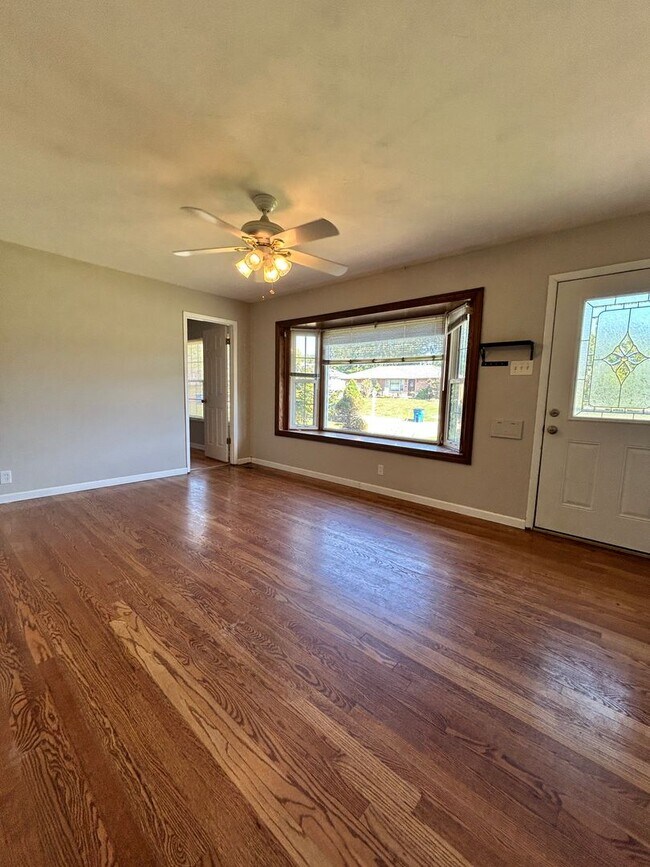 Foto del edificio - 112 Buckley Meadows Dr
