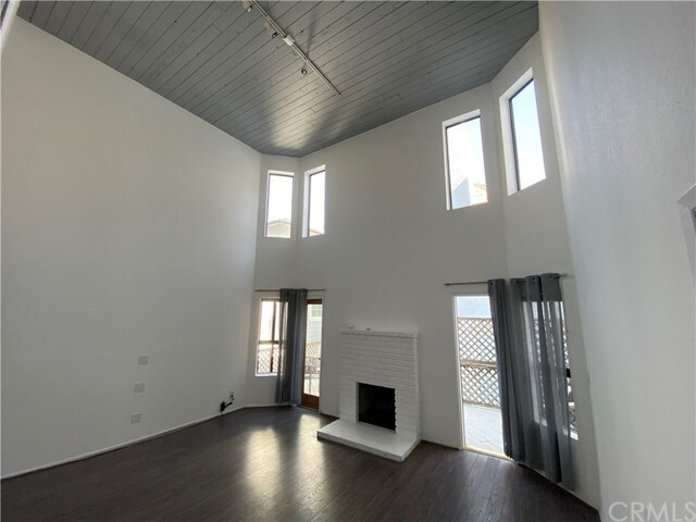 Building Photo - 55 18th St