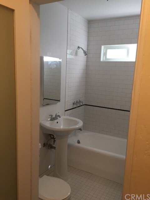 Foto del edificio - 2652 7th St