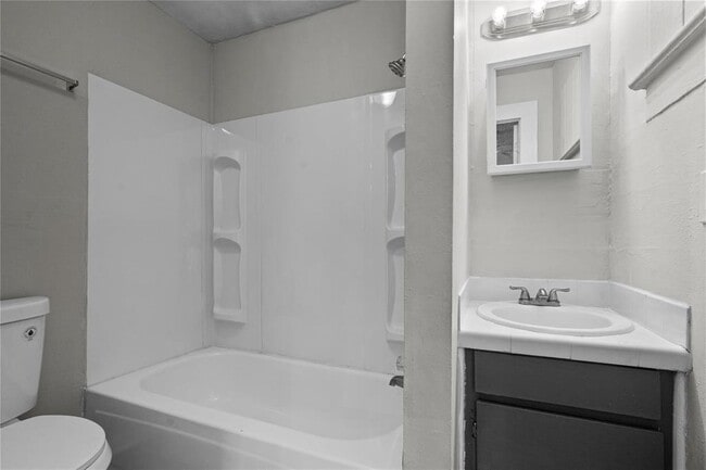 Building Photo - 3116 Avenue L