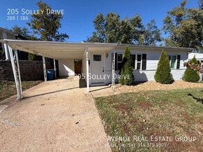Building Photo - 205 Solley Dr