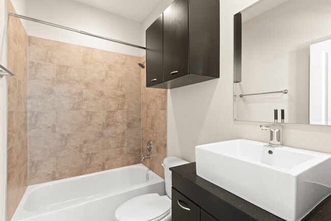 Building Photo - 5610 Kiam St