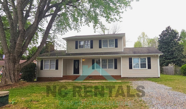 Building Photo - 2300 Carlford Rd