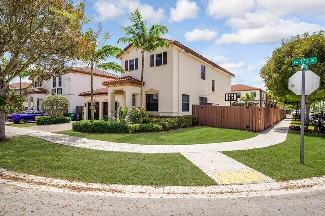 Foto del edificio - 15294 SW 173rd St