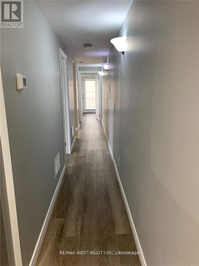 Photo du bâtiment - 2 A Fort Rouille St