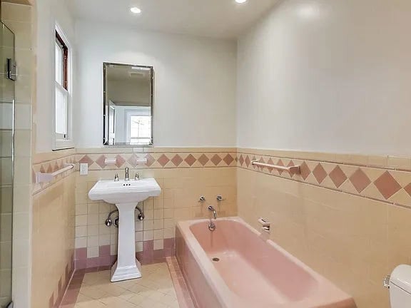 Foto del edificio - 16 15th Ave