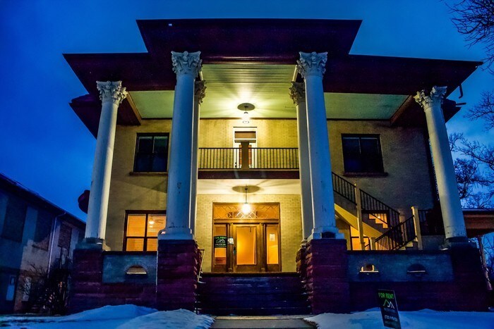 Foto principal - 327 Ash St