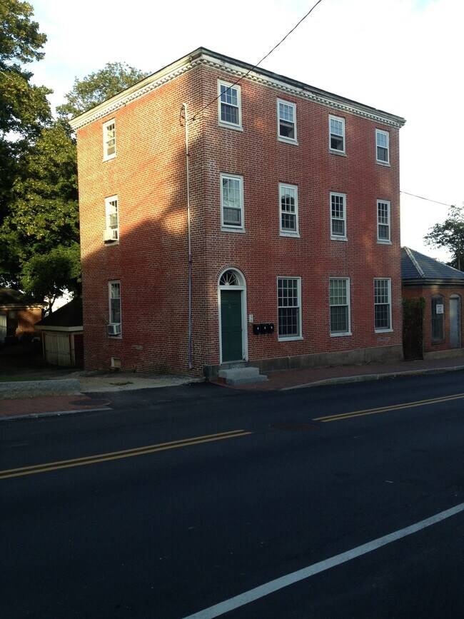The Only Residential Building on Prescott Park! - 57 Marcy St