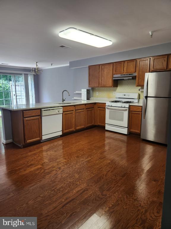Foto del edificio - 13970 Lullaby Rd