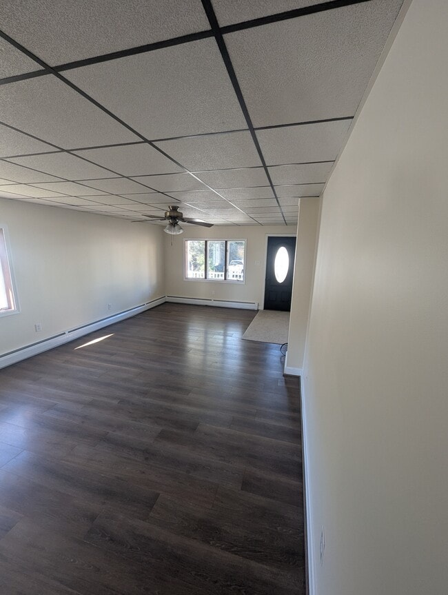 Building Photo - 228 School St