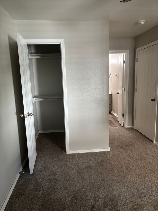 Interior Photo - The Ridges at Bentonville