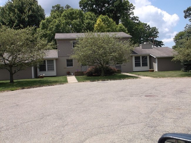 Foto del edificio - 1331 Stardust Ave NW