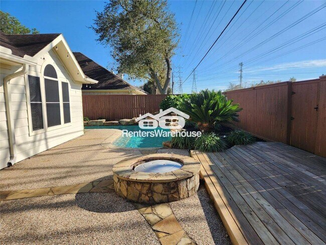 Foto del edificio - 1359 Coleman Boylan Dr