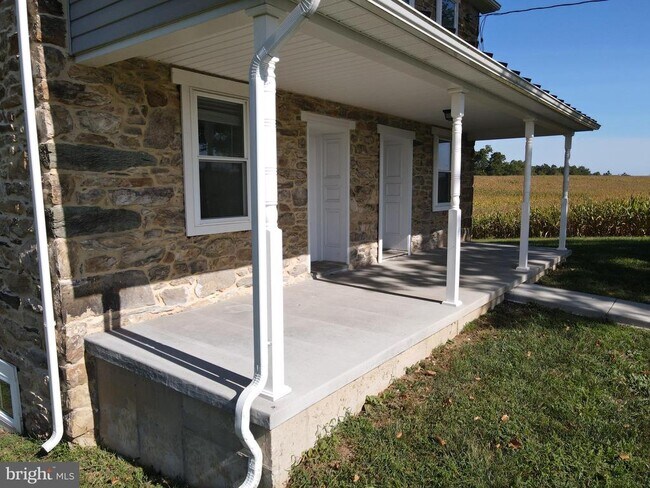 Building Photo - 10836 Repp Rd