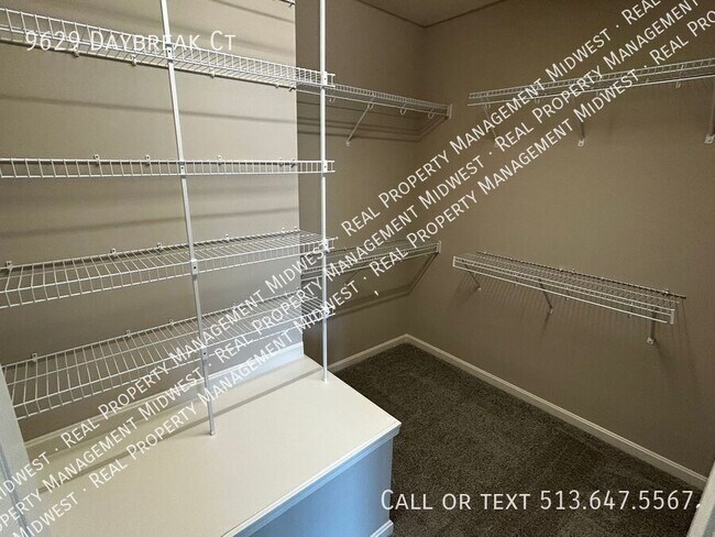 Foto del edificio - 9629 Daybreak Ct