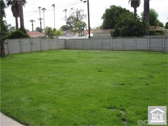 Building Photo - 17458 Nordhoff St