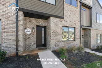 Building Photo - 36 Allure Dr