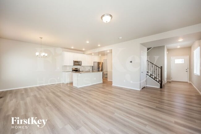 Building Photo - 11132 Murrelet Dr