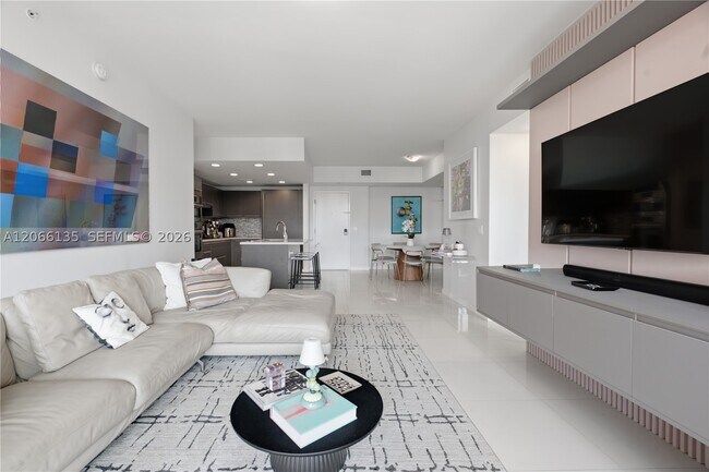 Foto del edificio - 7825 NW 107th Ave