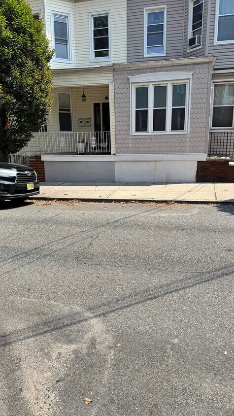 Foto principal - 502 Gregory Ave
