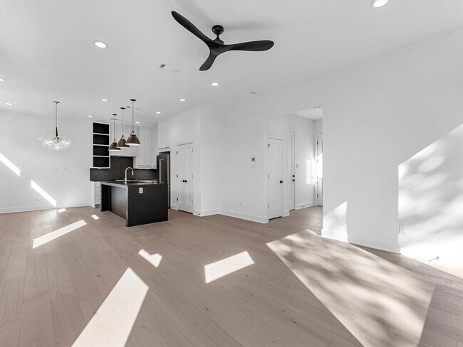 Foto del edificio - 3512 Mosley Ct