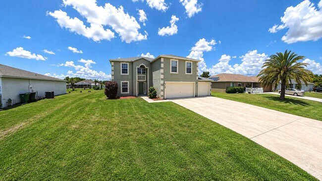 Foto del edificio - 6136 NW Gaylord Terrace