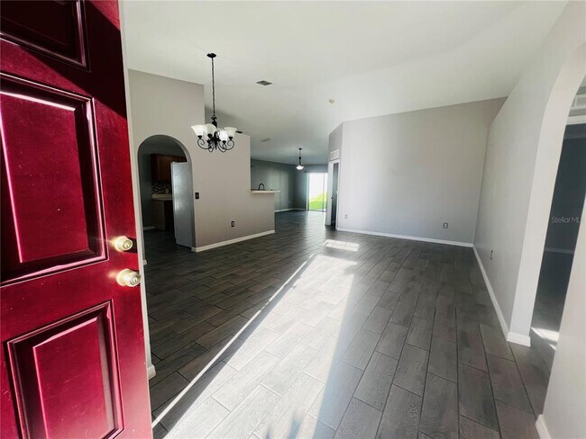 Building Photo - 420 Hammerstone Ave