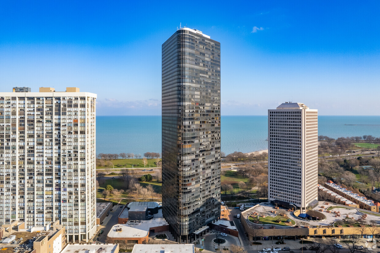 Primary Photo - Park Tower Market