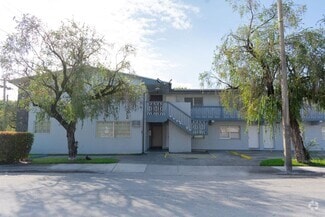 Building Photo - 4351 NW 9th St