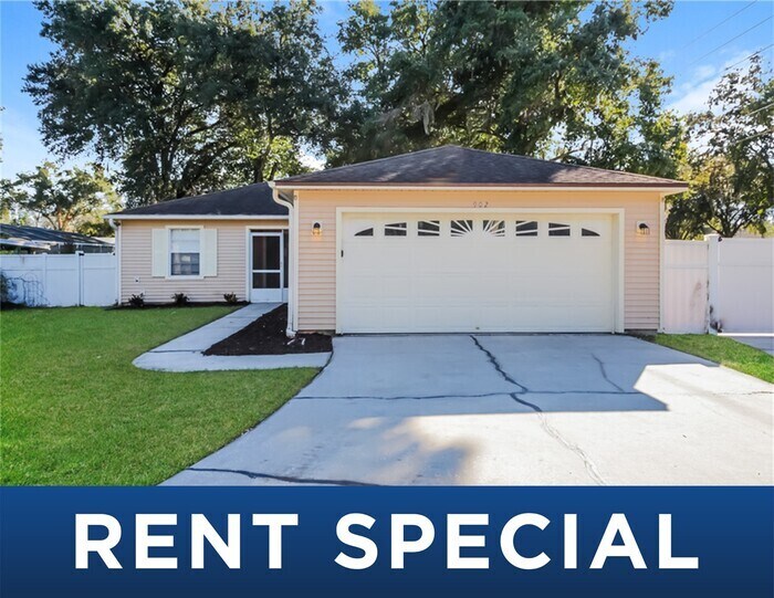Foto principal - 902 Sheeler Oaks Dr