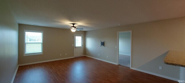 Foto del edificio - 13575 Crescent Ridge Dr