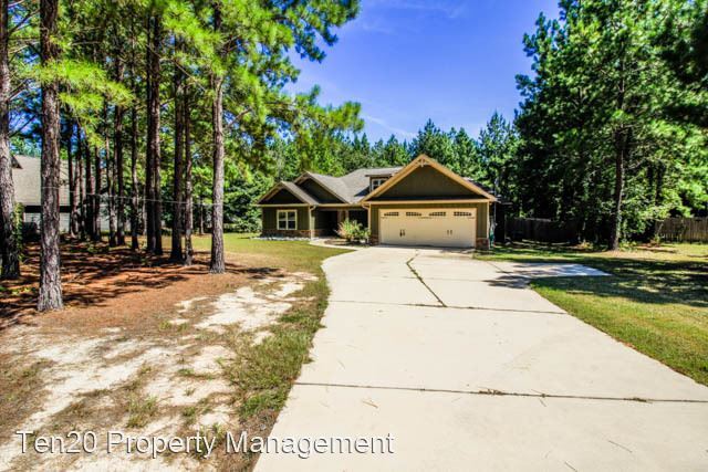 Primary Photo - 4 br, 2 bath House - 913 Greenburt Rd