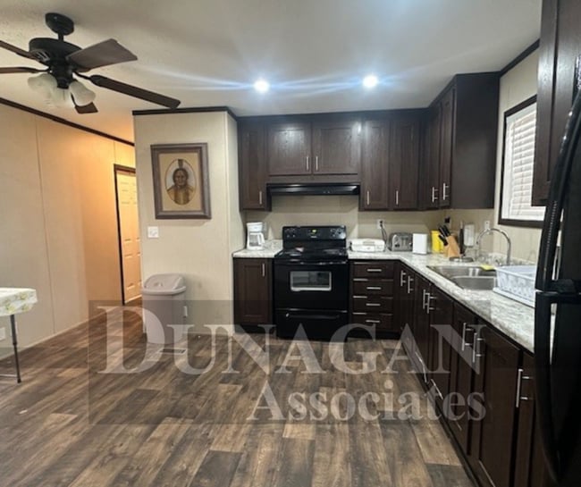 Building Photo - 5Bed| 5Bath Mobile Home- Ideal Workforce Housing in Loving, NM