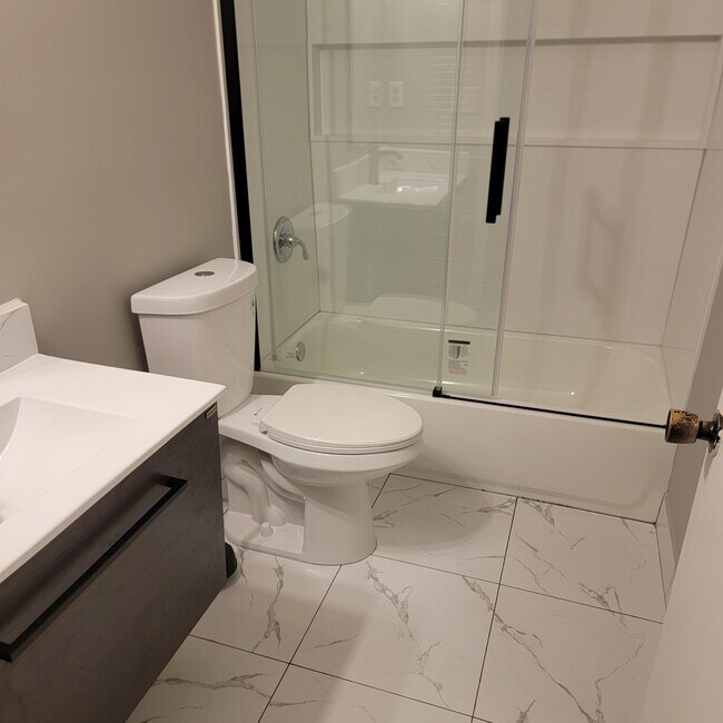 Foto del edificio - 3679 Blackshear Ct