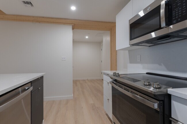 Foto del edificio - 11 E Lenox St