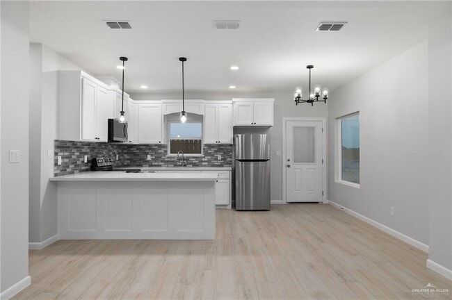 Building Photo - 19 N 24th St