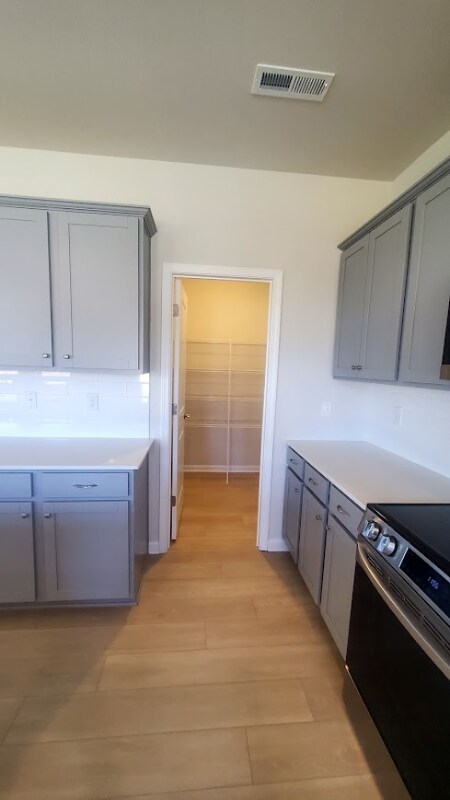 Building Photo - 5513 Hydrangea St