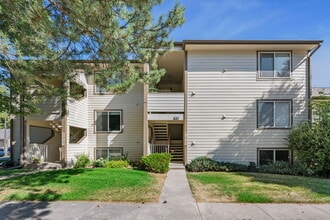 Building Photo - 3465 Lochwood Dr