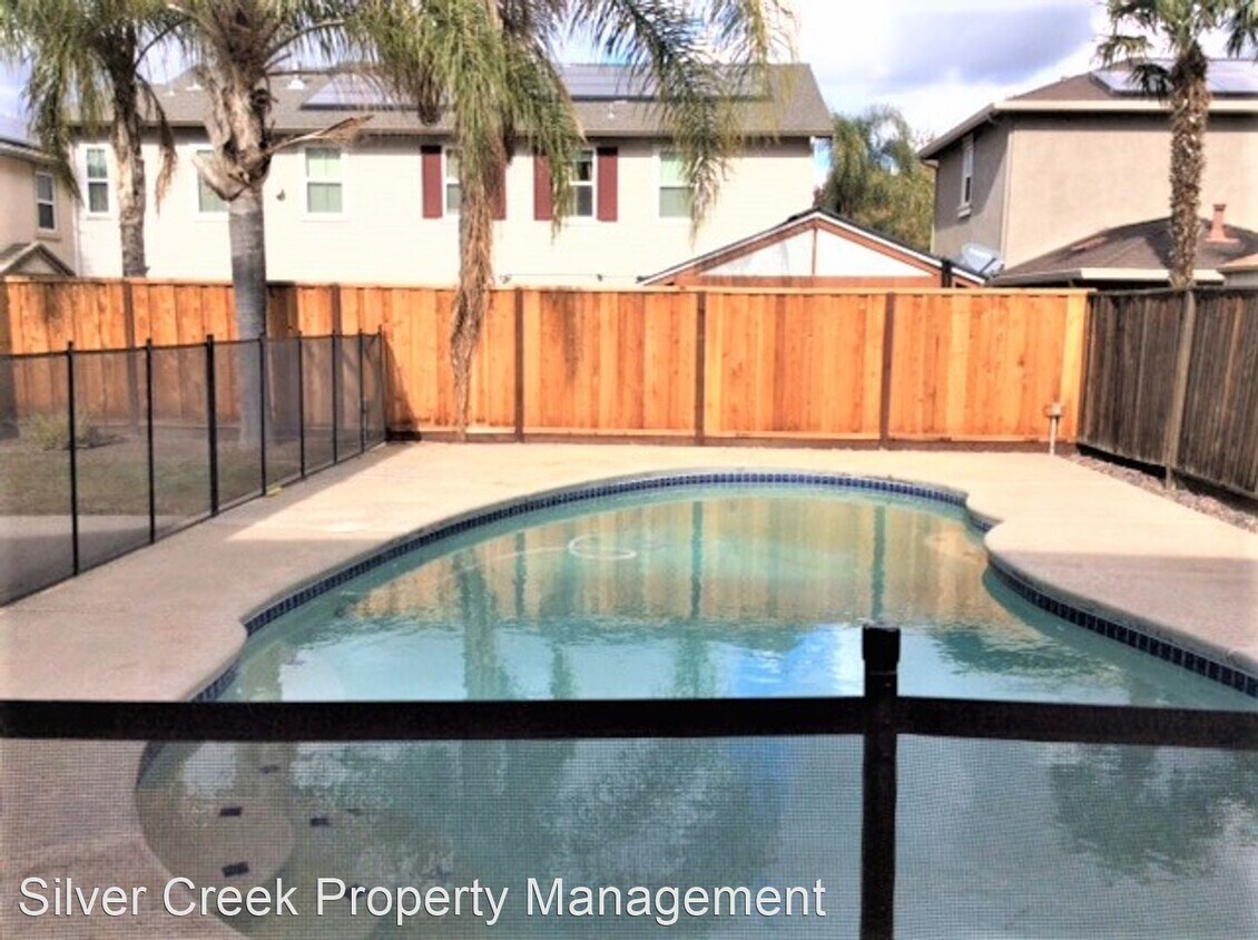 Primary Photo - 4 br, 3.5 bath House - 1375 Montauban St
