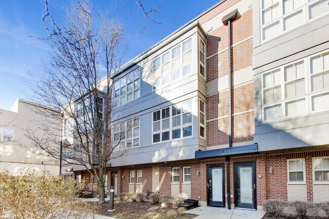 Foto del edificio - 2321 S Wabash Ave