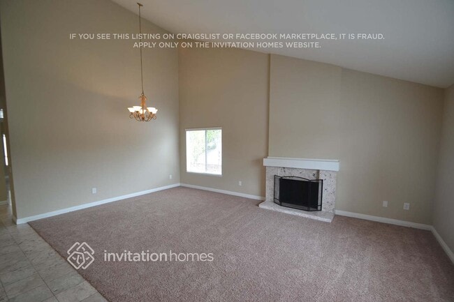 Foto del edificio - 2414 S Woodlark Dr