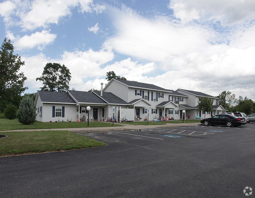 Building Photo - Marion Manor Estates